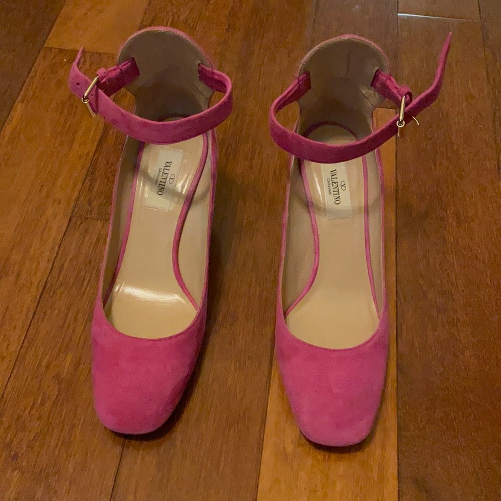 Valentino Garavani hot pink heels with strap